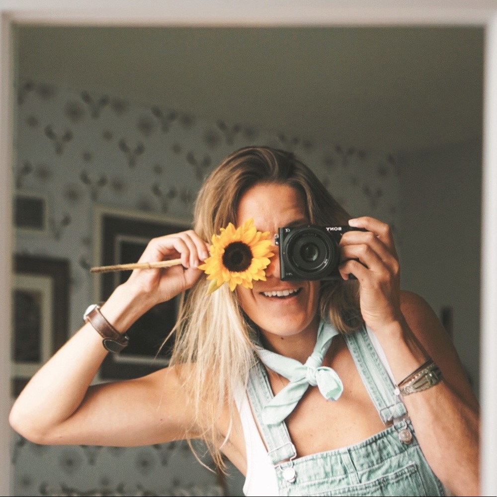 Meet your rad Posher, Sarah
